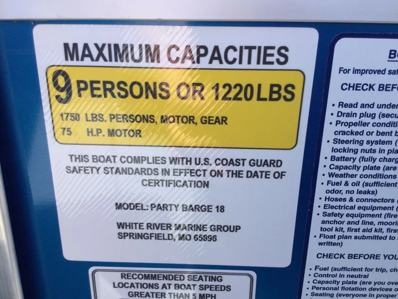 Slide: The Image of Sun Tracker Bass Buggy 18 DLX 2026 - 11