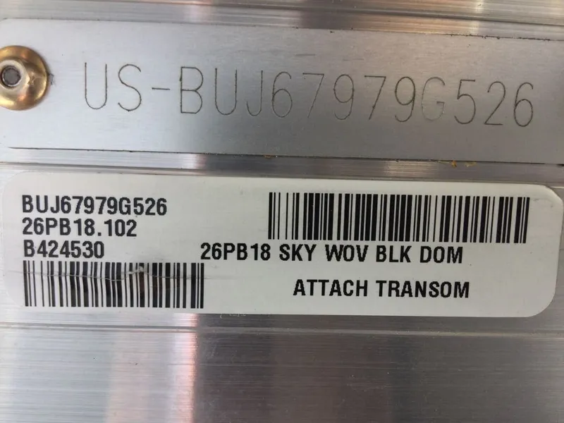 Slide: The Image of Sun Tracker Bass Buggy 18 DLX 2026 - 17