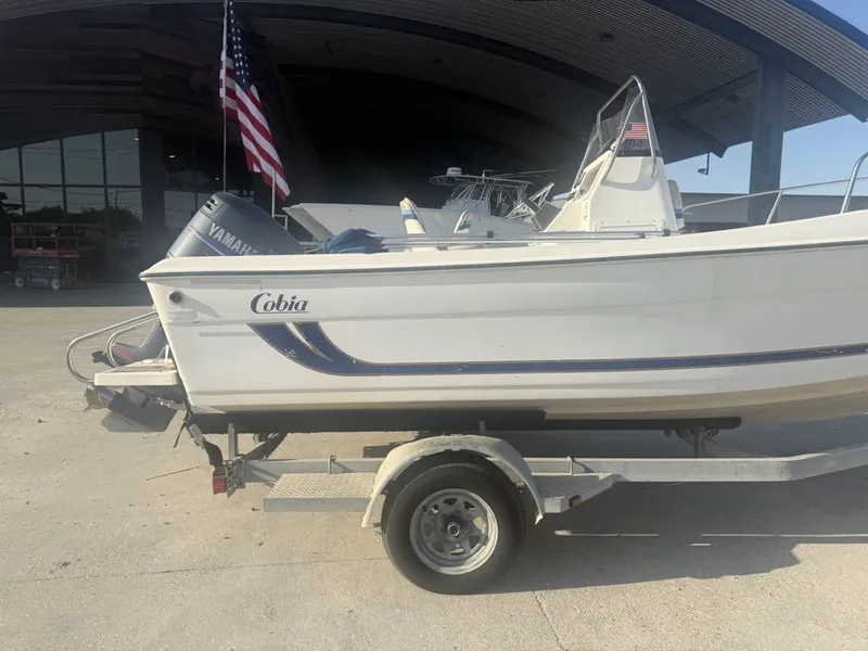 Slide: The Image of Cobia 194 Center Console 1999 - 5