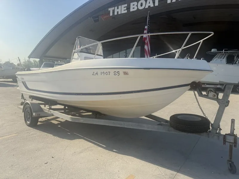 Slide: The Image of Cobia 194 Center Console 1999 - 8