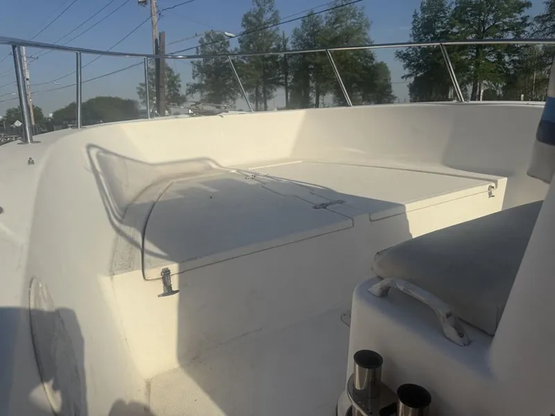 Slide: The Image of Cobia 194 Center Console 1999 - 9