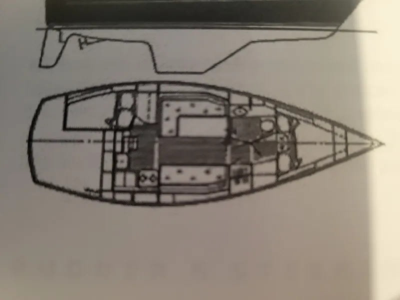 Slide: The Image of Endeavour Endeavour 33 Sailing Yacht 1985 - 7