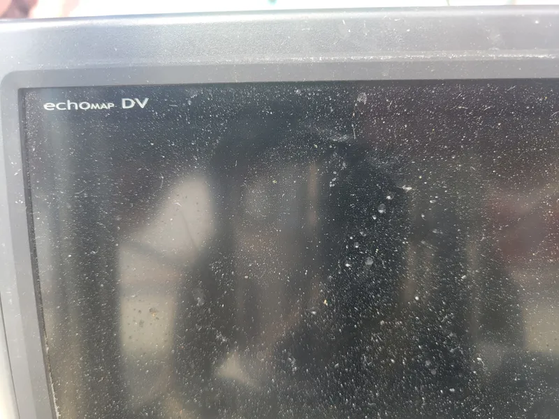 Slide: The Image of Endeavour Endeavour 33 Sailing Yacht 1985 - 86