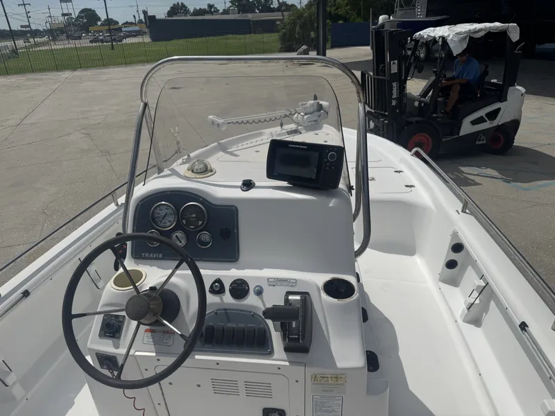 Slide: The Image of Fishmaster 22 CC 2005 - 13