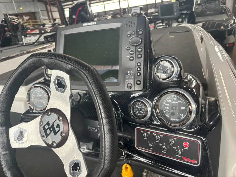 Slide: The Image of Bass Cat Puma 2014 - 20