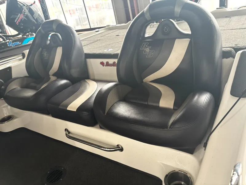 Slide: The Image of Bass Cat Puma 2014 - 9