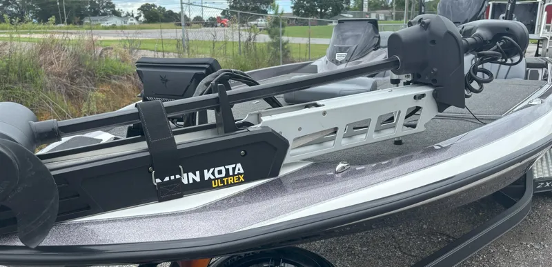 Slide: The Image of Skeeter ZXR20 2021 - 5