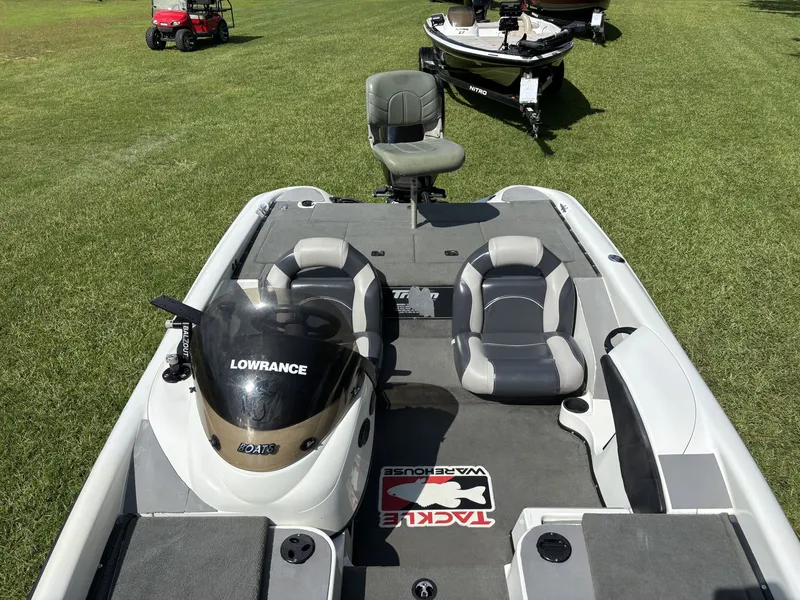 Slide: The Image of Triton Tr-19 2001 - 13