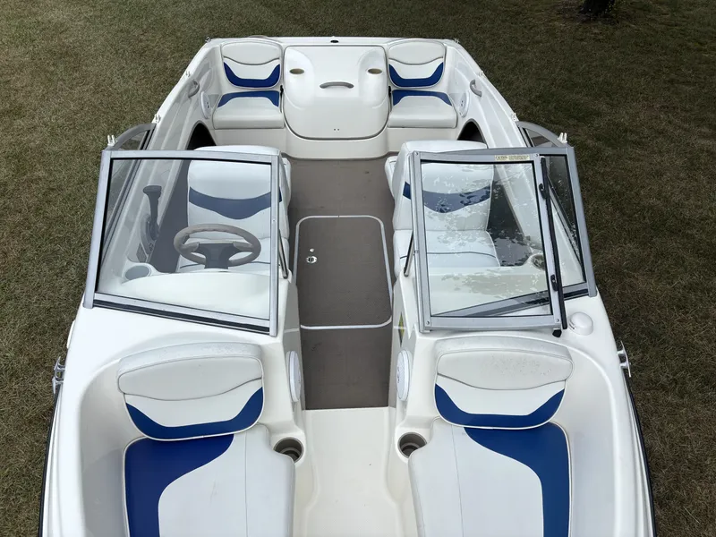 Slide: The Image of Bayliner 175 Bowrider 2004 - 15