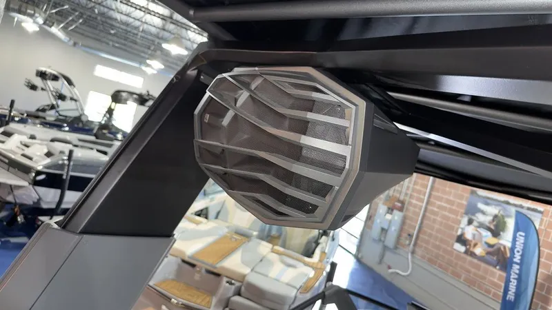 Slide: The Image of Nautique Super Air Nautique G23 2026 - 15