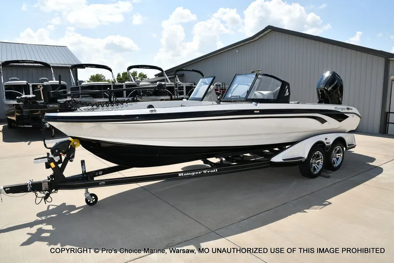 Slide: The Image of Ranger Boats 622FS Pro 2026 - 106