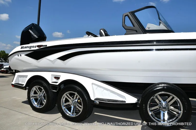 Slide: The Image of Ranger Boats 622FS Pro 2026 - 108