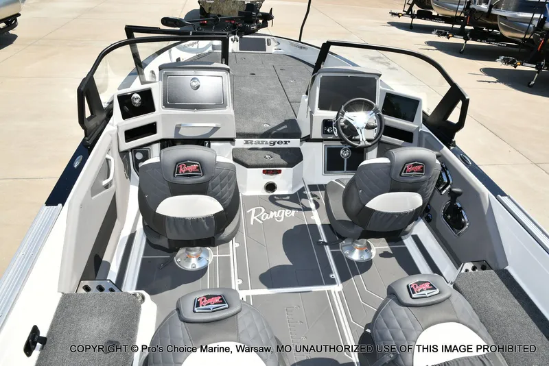 Slide: The Image of Ranger Boats 622FS Pro 2026 - 45