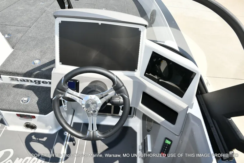 Slide: The Image of Ranger Boats 622FS Pro 2026 - 49