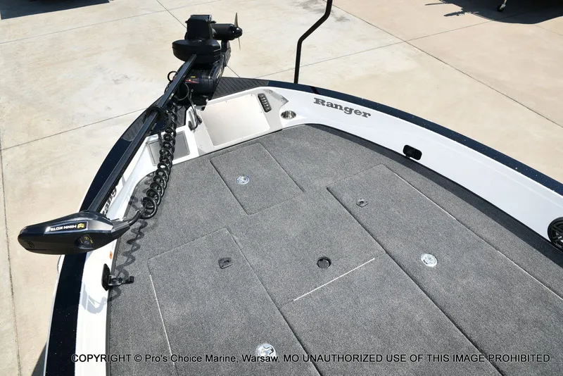 Slide: The Image of Ranger Boats 622FS Pro 2026 - 68