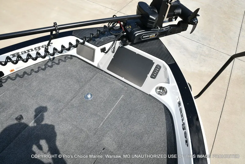 Slide: The Image of Ranger Boats 622FS Pro 2026 - 70