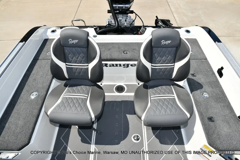 Slide: The Image of Ranger Boats 622FS Pro 2026 - 78