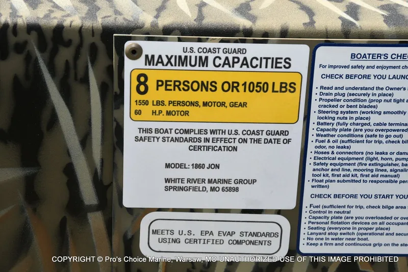 Slide: The Image of Tracker Grizzly 1860 Utility Jon 2026 - 13