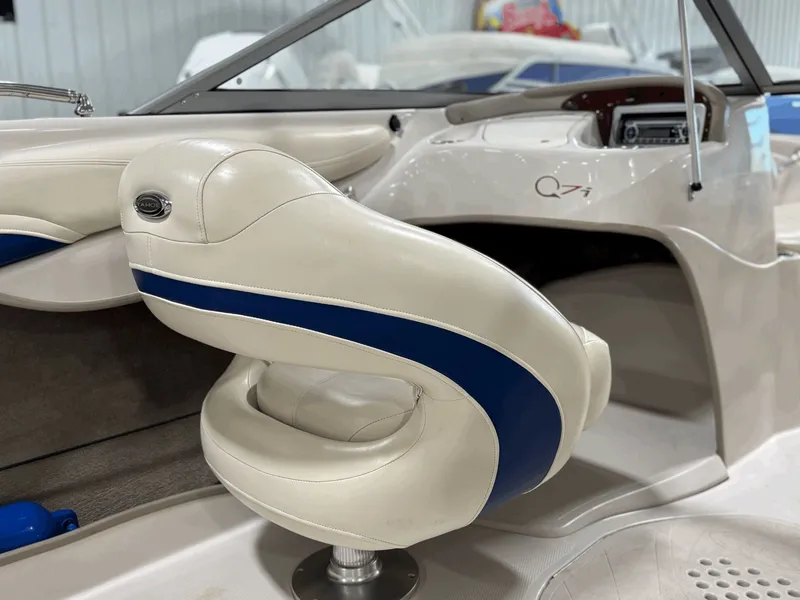 Slide: The Image of Tahoe Q7i 2010 - 10