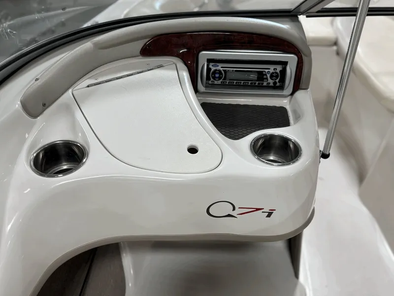 Slide: The Image of Tahoe Q7i 2010 - 11