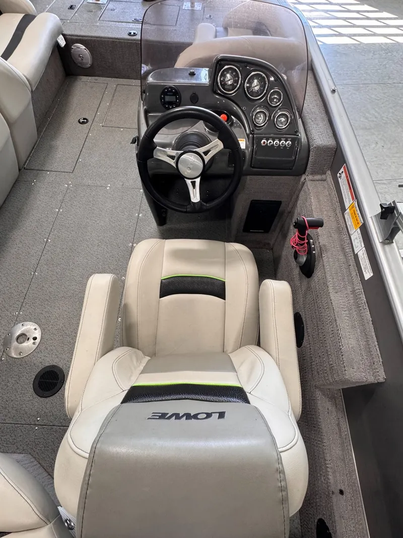 Slide: The Image of Lowe SD224 Sport Deck 2020 - 3