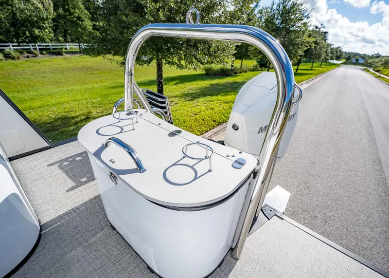 Slide: The Image of Tahoe Cascade 25 Quad Lounge 2025 - 27