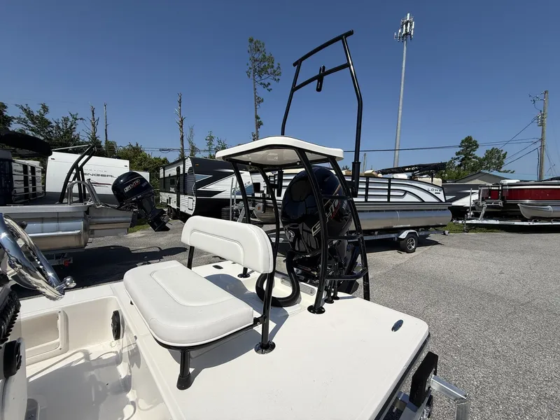 Slide: The Image of Spyder FX17 Flicker 2026 - 4