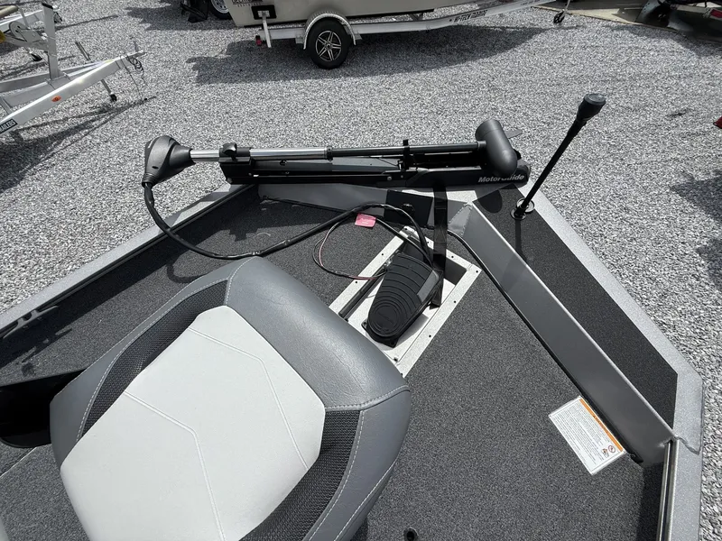 Slide: The Image of Lowe Legacy With 90hp 2025 - 7