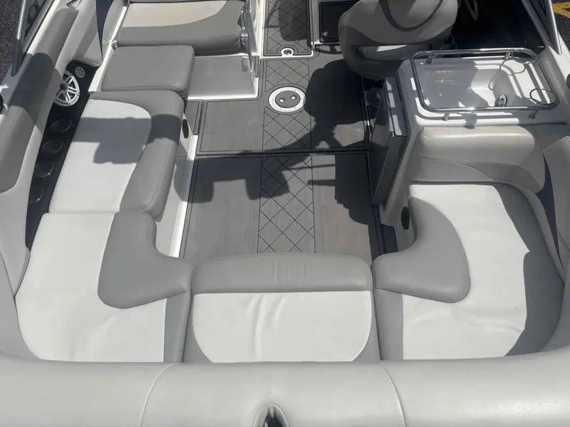 Slide: The Image of MasterCraft X-35 2008 - 9