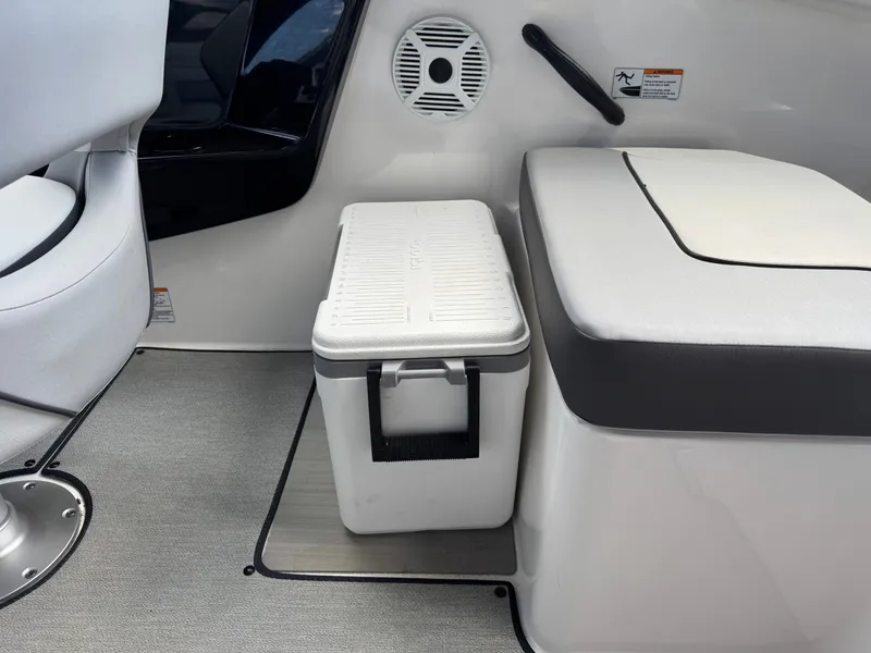 Slide: The Image of Yamaha AR220 2023 - 10