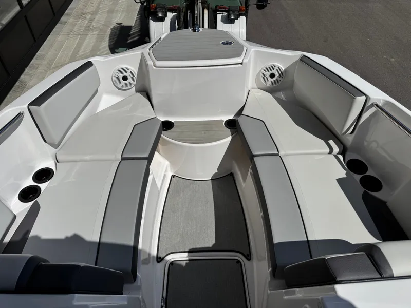 Slide: The Image of Yamaha AR220 2023 - 11