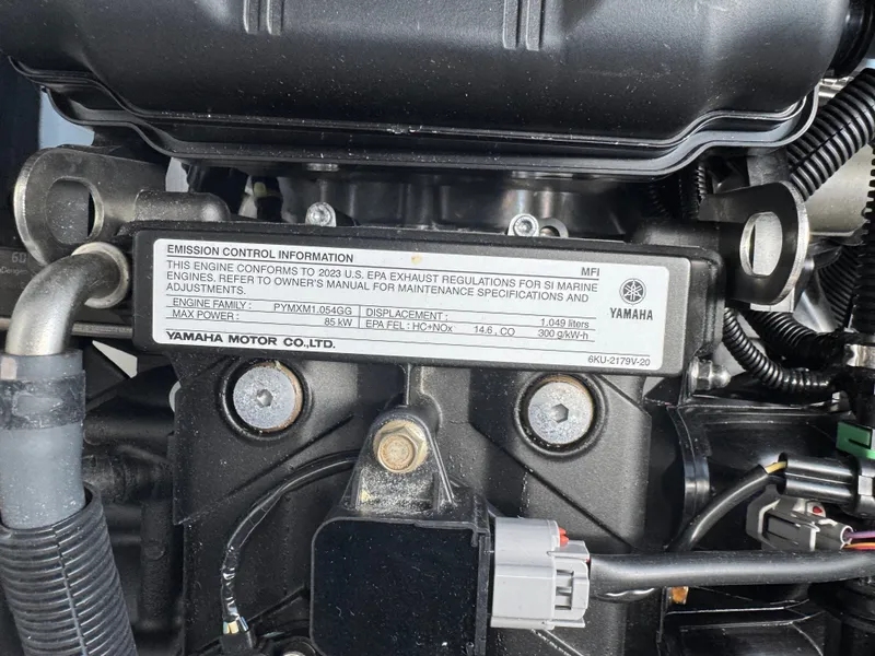 Slide: The Image of Yamaha AR220 2023 - 18