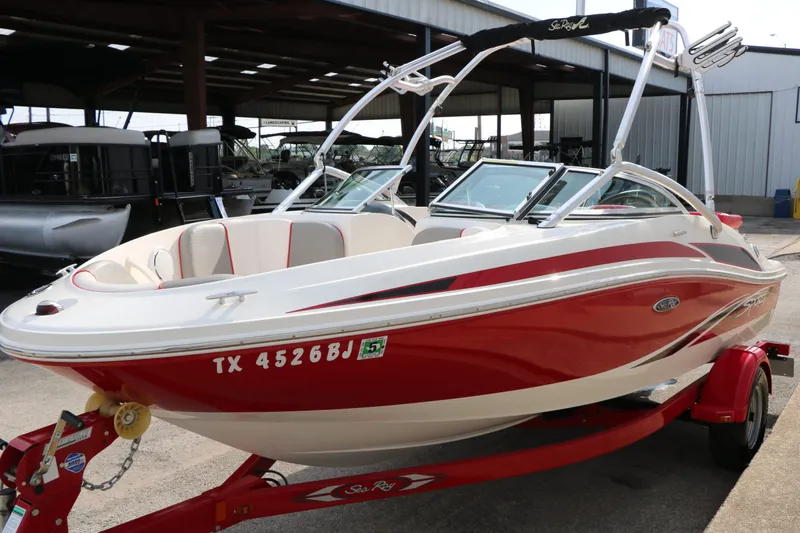 Slide: The Image of Sea Ray 185 Sport 2011 - 7