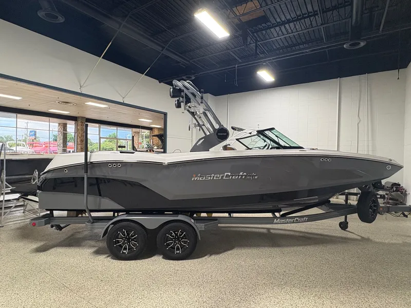 The Image of MasterCraft NXT24 2026 - 1