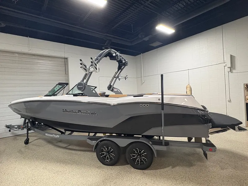Slide: The Image of MasterCraft NXT24 2026 - 2