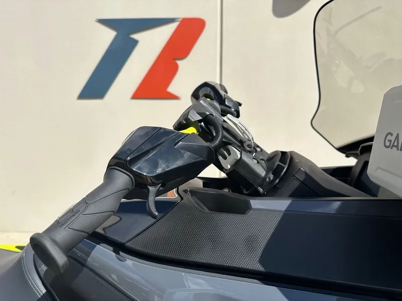 Slide: The Image of Sea-Doo Explorer Pro 230 2025 - 21