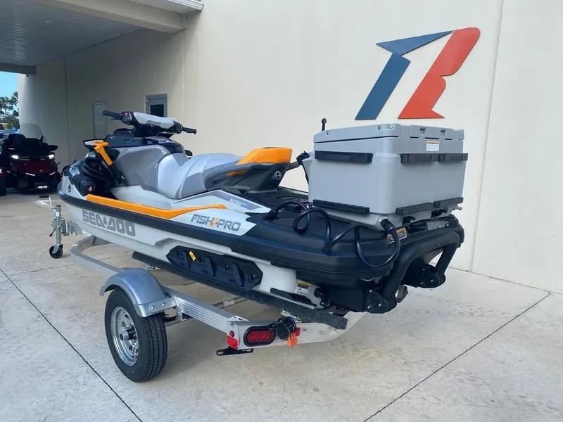 Slide: The Image of Sea-Doo FishPro Trophy 170 2025 - 7
