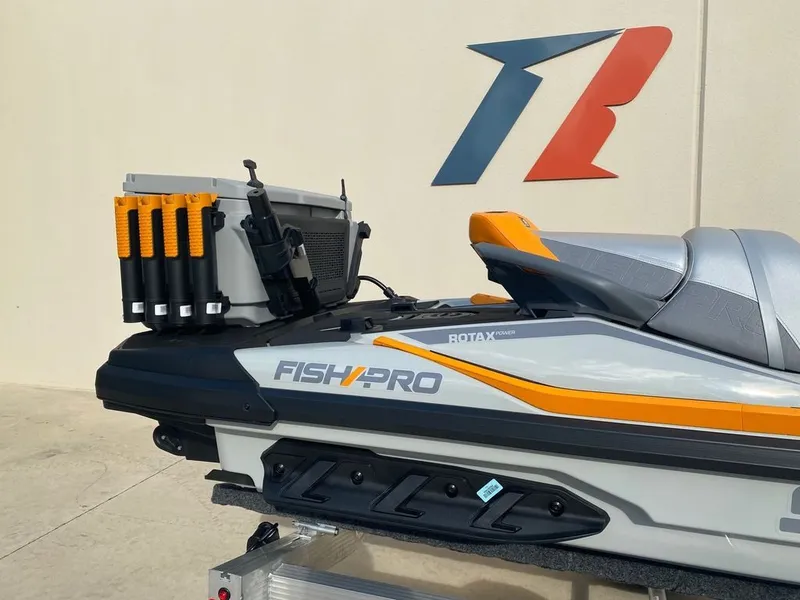 Slide: The Image of Sea-Doo FishPro Trophy 170 2025 - 9