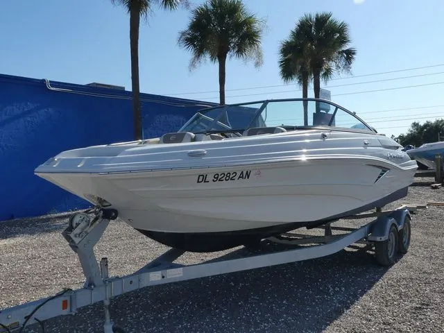 The Image of Crownline Boats Eclipse E215 XS 2023 - 1