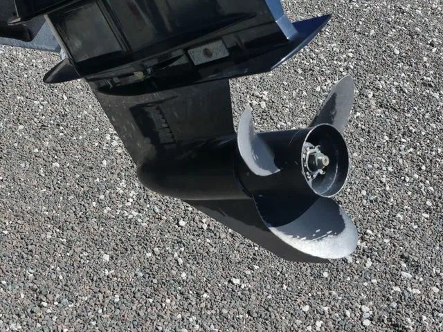 Slide: The Image of Crownline Boats Eclipse E215 XS 2023 - 12