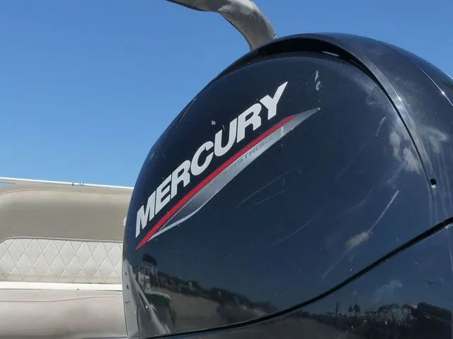 Slide: The Image of Crownline Boats Eclipse E215 XS 2023 - 11