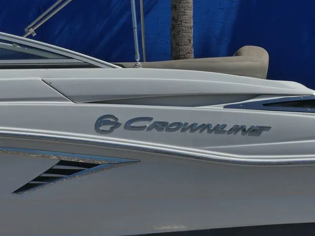 Slide: The Image of Crownline Boats Eclipse E215 XS 2023 - 8