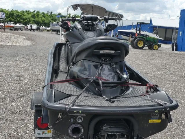 Slide: The Image of Kawasaki Jet Ski® Ultra® 310R 2015 - 5