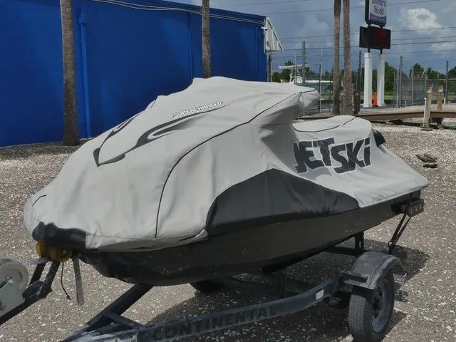 Slide: The Image of Kawasaki Jet Ski® Ultra® 310R 2015 - 7