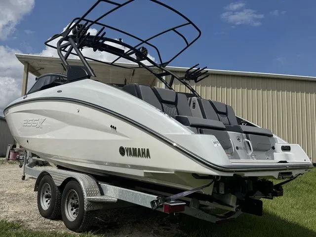 Slide: The Image of Yamaha 255XE 2024 - 5