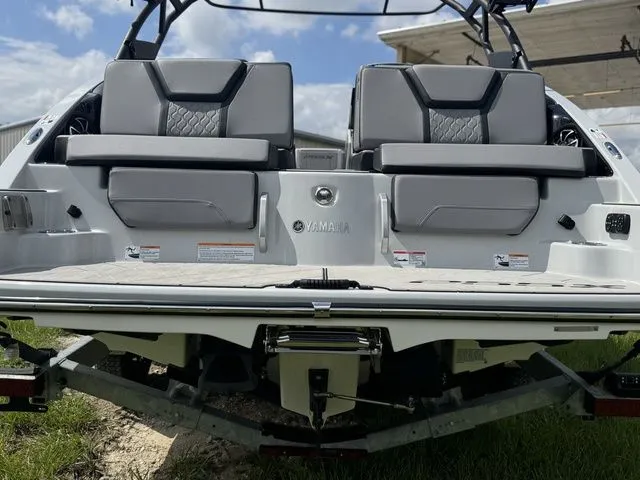 Slide: The Image of Yamaha 255XE 2024 - 6