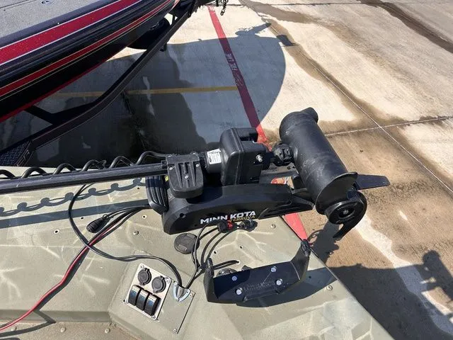 Slide: The Image of Tracker GRIZZLY® 2072 MVX Sportsman 2016 - 11