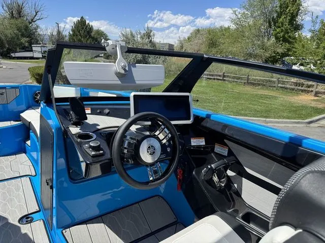 Slide: The Image of Yamaha 222XD 2023 - 10