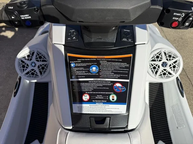 Slide: The Image of Yamaha VX 2025 - 16