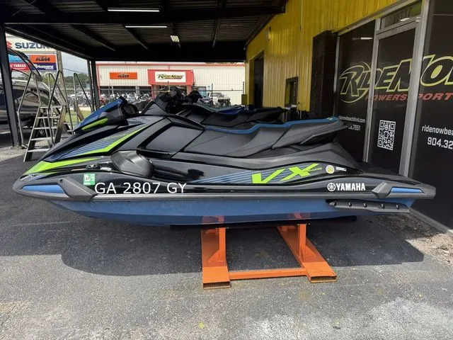 Slide: The Image of Yamaha VX Deluxe with Audio 2024 - 8